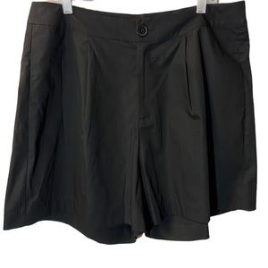 City Chic Black Shorts Sz 16 NWT